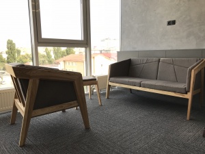 Крісло з натурального дерева AIR 2 Armchair  